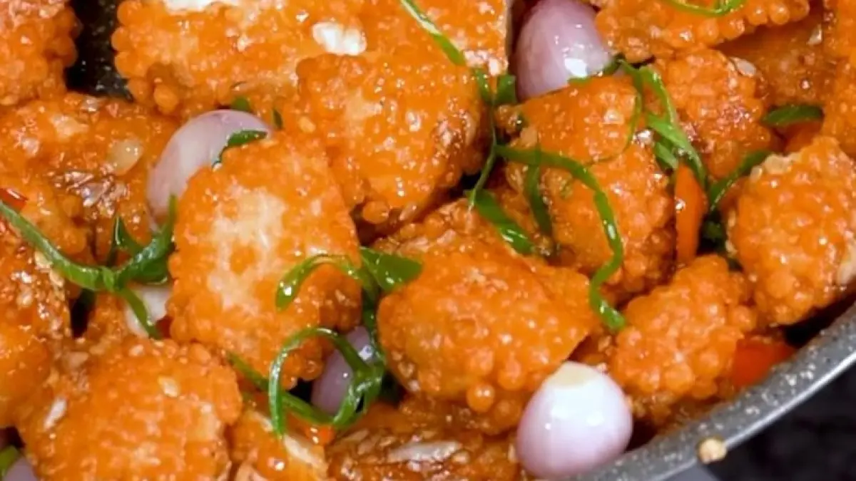 Potret nugget cawang pedas gueih dengan bahan dasar nugget. (Instagram: @adekoerniawan_s)
