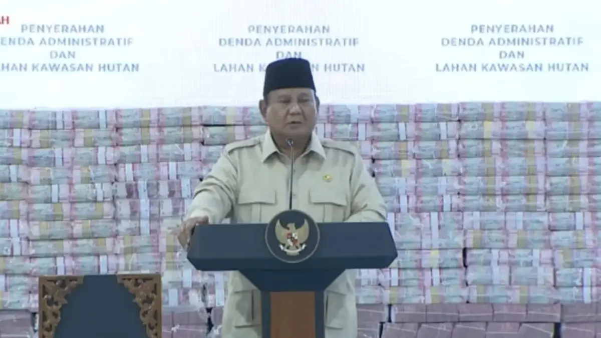 Presiden Prabowo Subianto saat memberikan sambutan dalam acara 