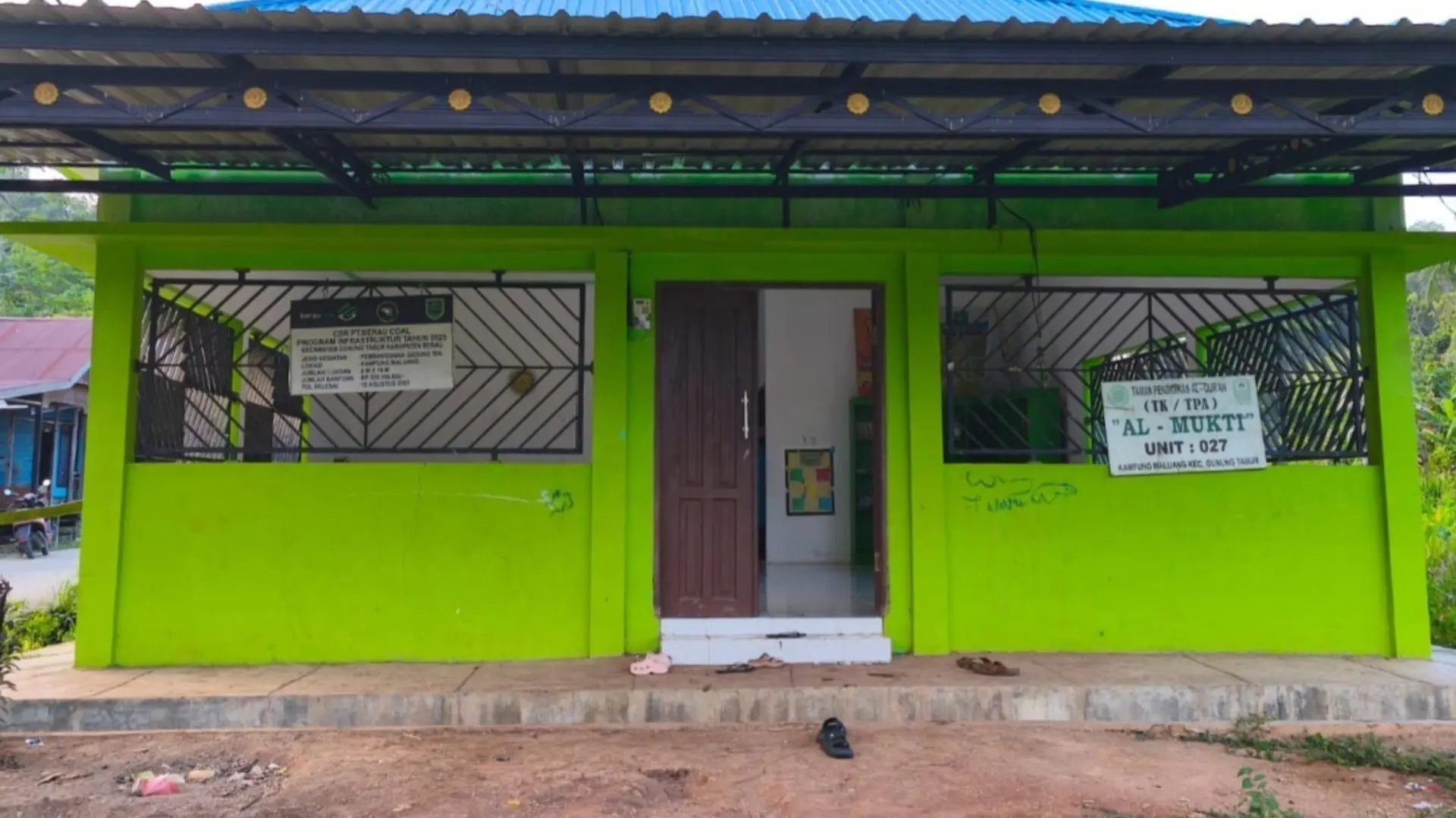 KOLABORASI: Pemerintah Kampung Maluang dan PT Berau Coal berkolaborasi mendirikan TPA Al Mukti di RT 9 dan TPA Baiturrahman di RT 3. (PT BERAU COAL UNTUK BERAU POST)