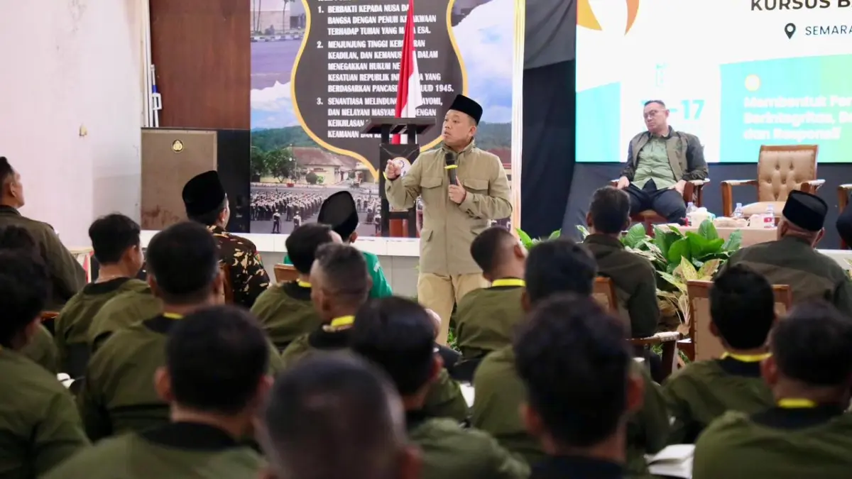 Menteri ATR/Kepala BPN, Nusron Wahid, hadir sebagai pemateri dalam Kursus Banser Pimpinan (Susbanpim) Angkatan VIII di Pusdik Binmas Lemdiklat Polri, Semarang.