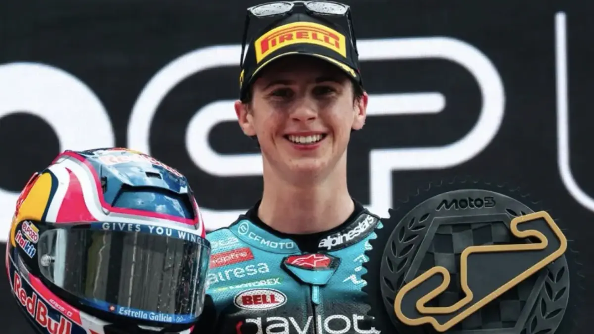 Maximo Quiles tampil dominan di Moto3 2026 dan mulai disamakan dengan legenda MotoGP Marc Marquez. (Instagram/@maximoquiles28)

