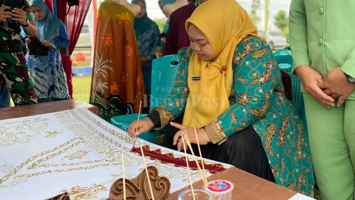 BUTUH KEMUDAHAN:&nbsp; Dekranasda Berau masih mendapati adanya kesulitan pelaku UMKM dalam mengajukan kredit untuk pengembangan usaha di perbankan, dengan meminta agunan bank sebagai syarat pengajuan kredit. (SENO/BP)