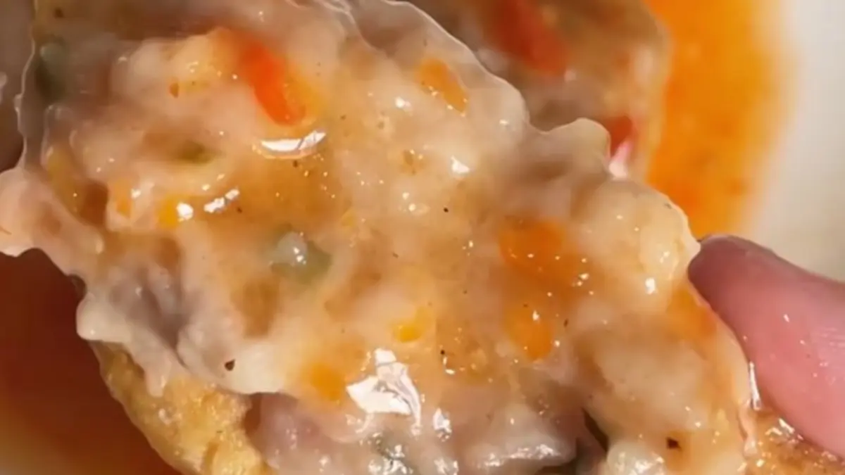 Potret tahu bakso ayam kukus gurih dan lembut (Instagram: @pratiwirmdhny)