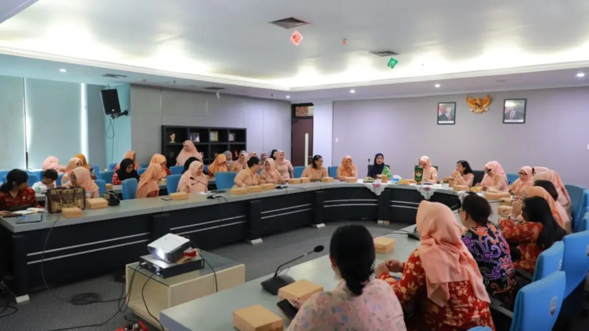 JADI SOROTAN: Seminar edukatif bertema Fenomena Degradasi Attitude pada Gen Z dibuka Ketua DWP Kaltara, Sipta Meylina Denny Harianto. (DKISP KALTARA)