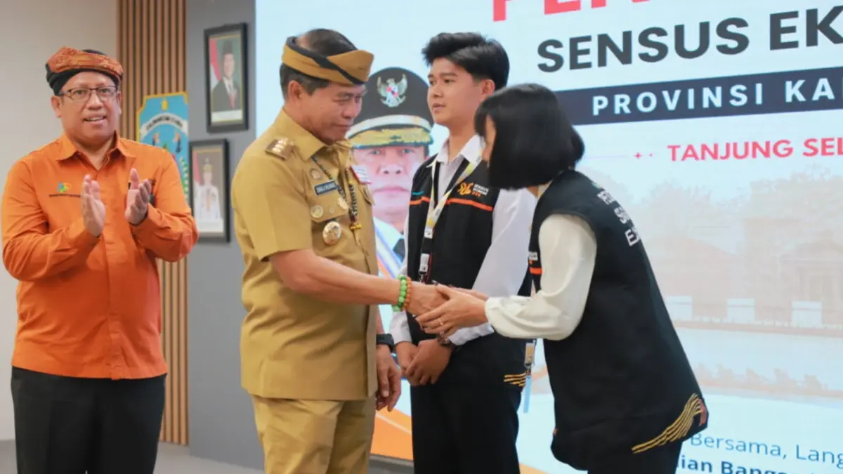 SENSUS EKONOMI: Gubernur Kaltara&nbsp;Zainal A. Paliwang mencanangkan pelaksanaan Sensus Ekonomi 2026 di Aula Kantor Gubernur Kaltara, Selasa (9/6). (DKISP KALTARA)