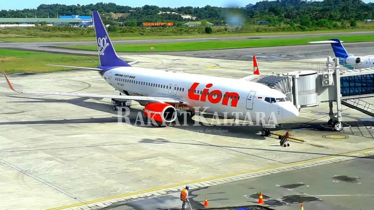 TIKET PESAWAT: Inflasi di Kota Tarakan dipicu kenailan tarif angkutan udara. (HRK)