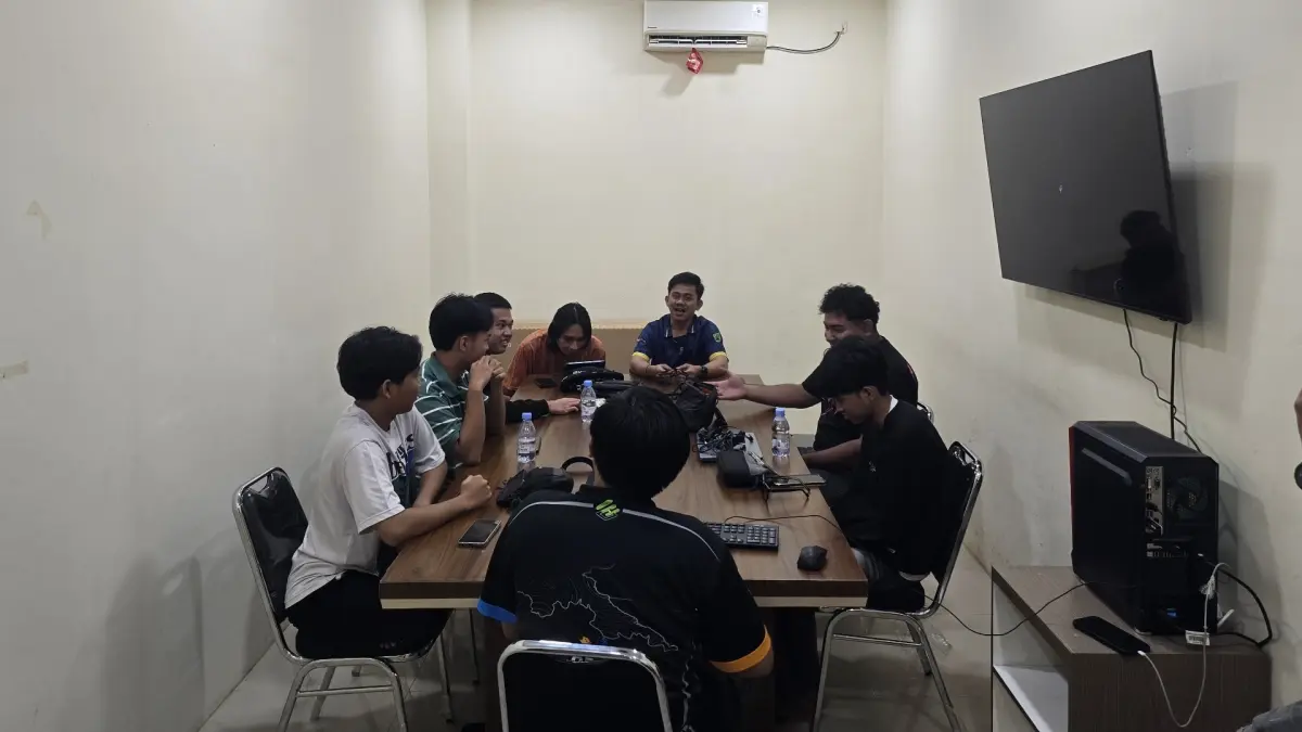 BERLATIH: Atlet ESI Berau saat berlatih kemarin. (ARTA KUSUMA YUNANDA/BP)