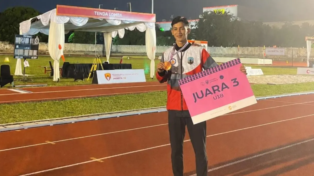 BERPRESTASI: Andi Naufal Dzakwan Absah meraih medali perunggu di Kejurnas Atletik dan Indonesia Open U-18 Open Championship Jakarta 2026 di Stadion Atletik Rawamangun. (PASI KALTARA)