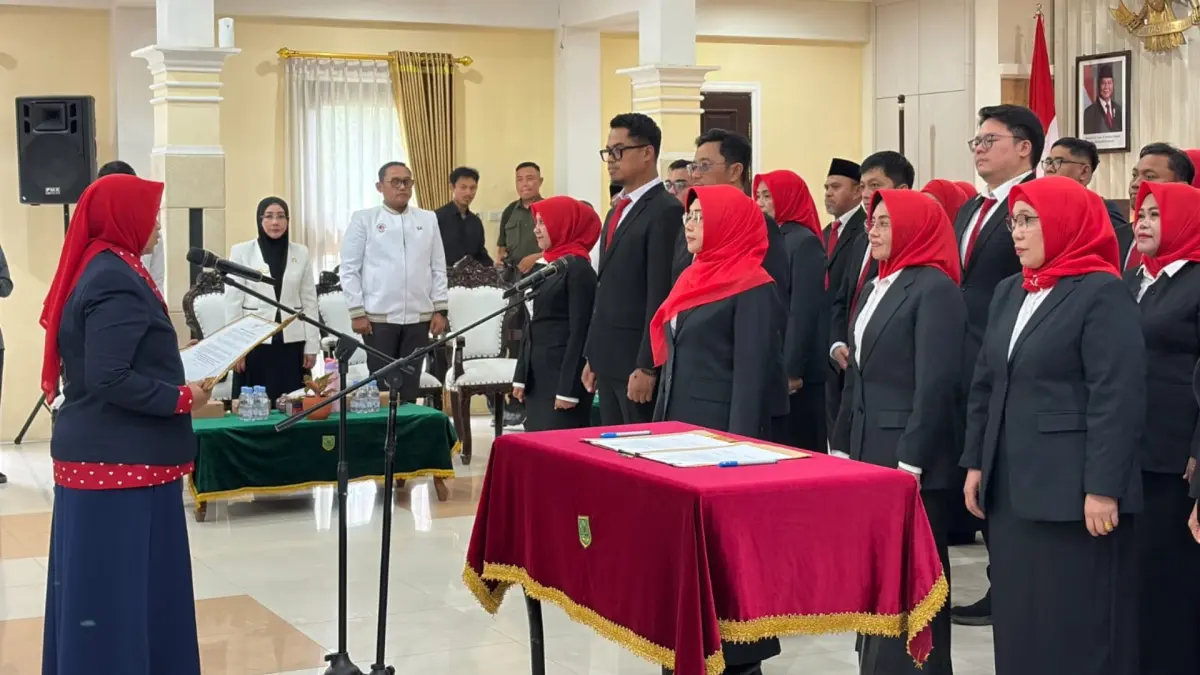RESMI DILANTIK: Pelantikan Pengurus YJI Cabang Kabupaten Berau periode 2026–2031 di Balai Mufakat, Rabu (1/7). (IZZA/BP)