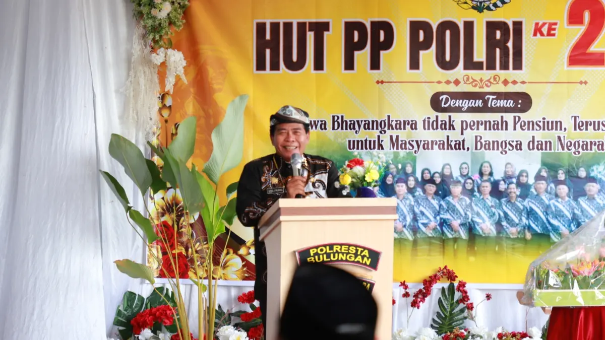 HUT PP POLRI: Gubernur Kaltara, Zainal A. Paliwang, menghadiri Hari Ulang Tahun ke-27 Persatuan Keluarga Besar PP Polri di Gang H. Raju, Jelarai, Kamis (2/7). (DKISP KALTARA)