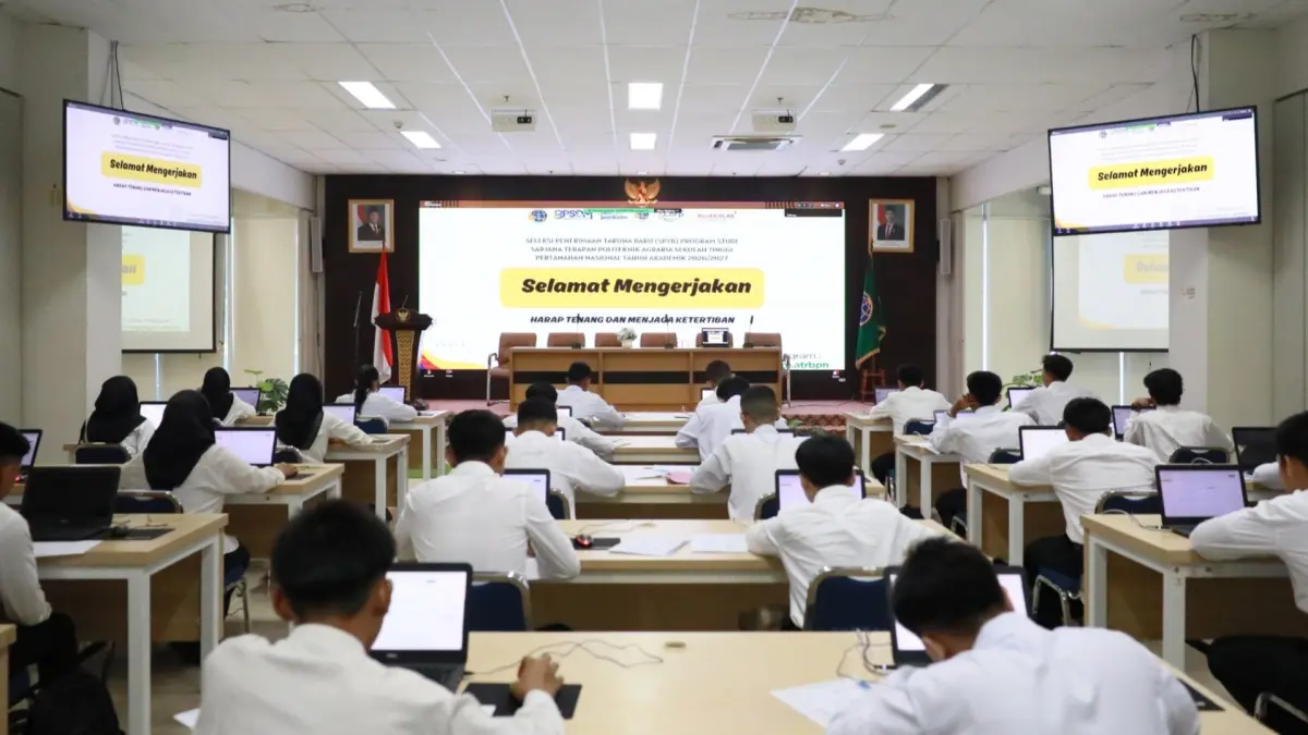 SELEKSI TARUNA BARU: Politeknik Agraria STPN menyelenggarakan seleksi penerimaan taruna baru tahun akademik 2026/2027 berbasis Computer Based Test (CBT) di Yogyakarta dan Cikeas, guna menjaring putra-putri terbaik bangsa untuk menjadi insan pertanahan yang kompeten dan berintegritas.