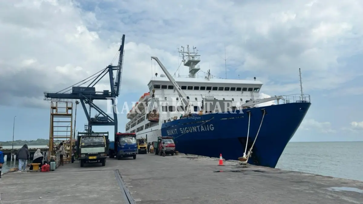 MODA TRANSPORTASI: Pemerintah daerah secara konsisten mengajukan tambahan trayek kapal perintis setiap tahun. (SEPTIAN/HRK)