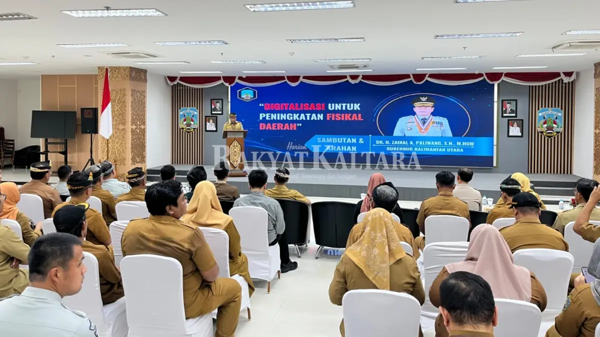 DONGKRAK PAD: Digitalisasi transaksi pajak dan retribusi sebagai strategi utama untuk meningkatkan PAD. (FAISAL/HRK)