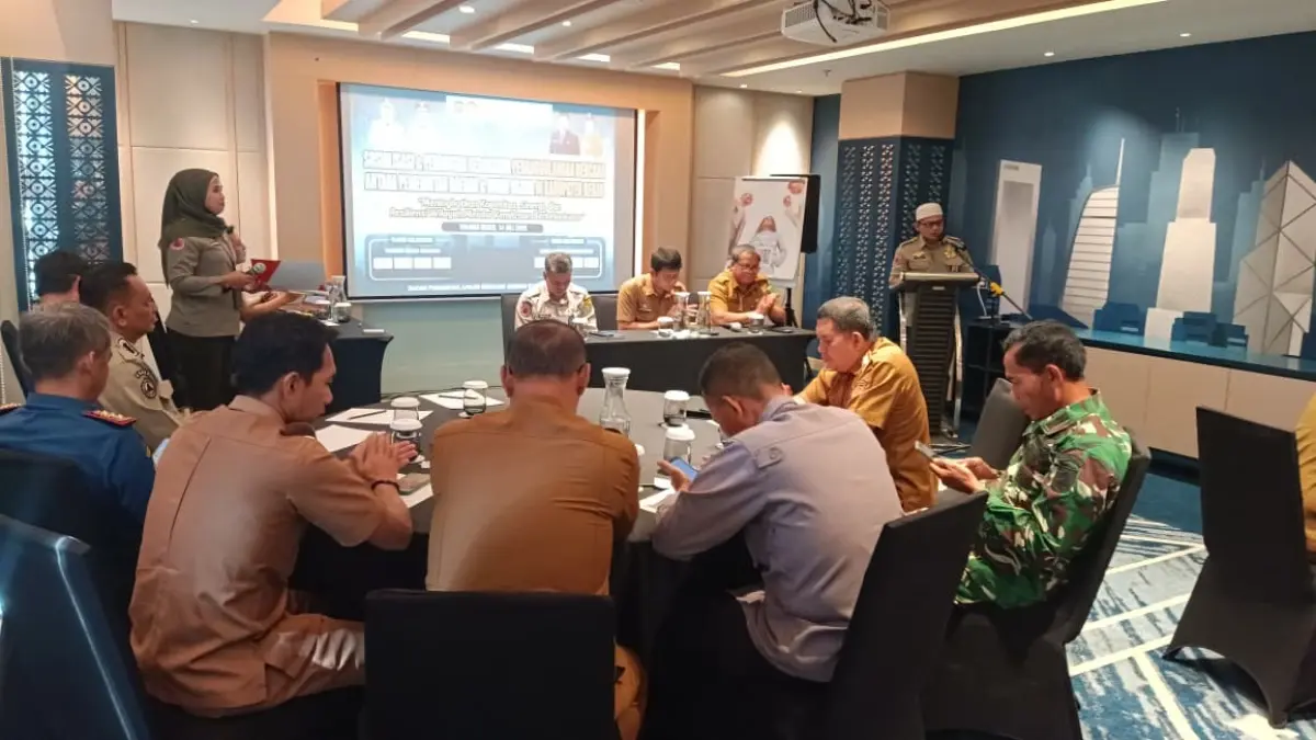 SOSIALISASI: BPBD Berau menyosialisasikan dan penguatan kerja sama penanggulangan bencana dengan dunia usaha, Selasa (14/7). (IZZA/BP)