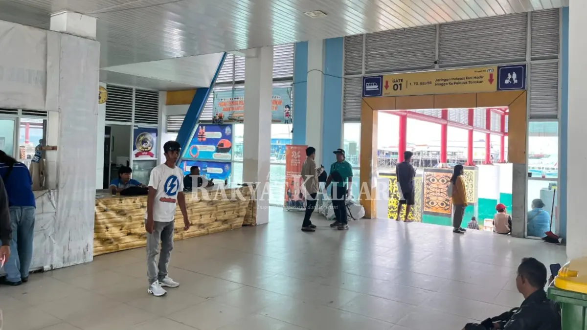 PAD: Retribusi di sektor pelabuhan terus digenjot guna peningkatan capaian target pajak asli daerah. (FAISAL/HRK)