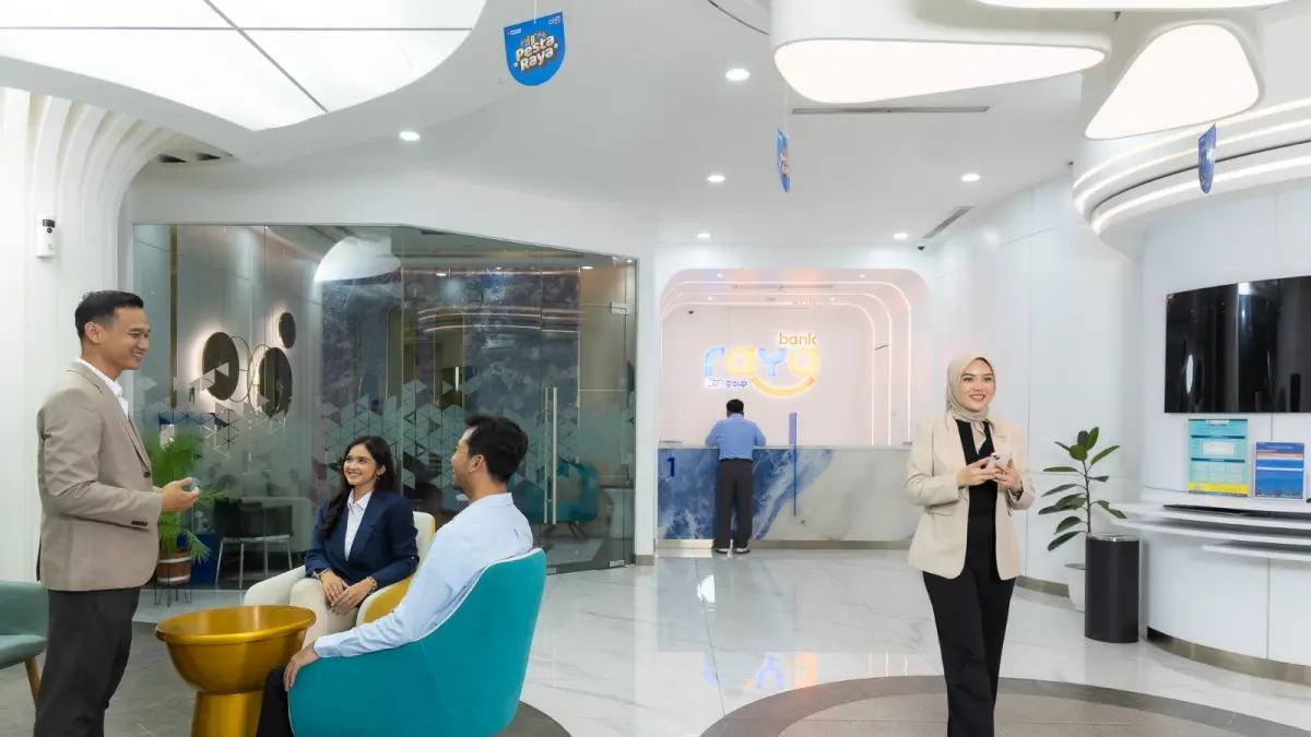 KINERJA SOLID KUARTAL II/2026: Direktur Utama Bank Raya, Ida Bagus Ketut Subagia, memaparkan pencapaian kinerja keuangan yang solid dengan laba bersih Rp12,01 miliar serta pertumbuhan bisnis digital yang semakin kuat.