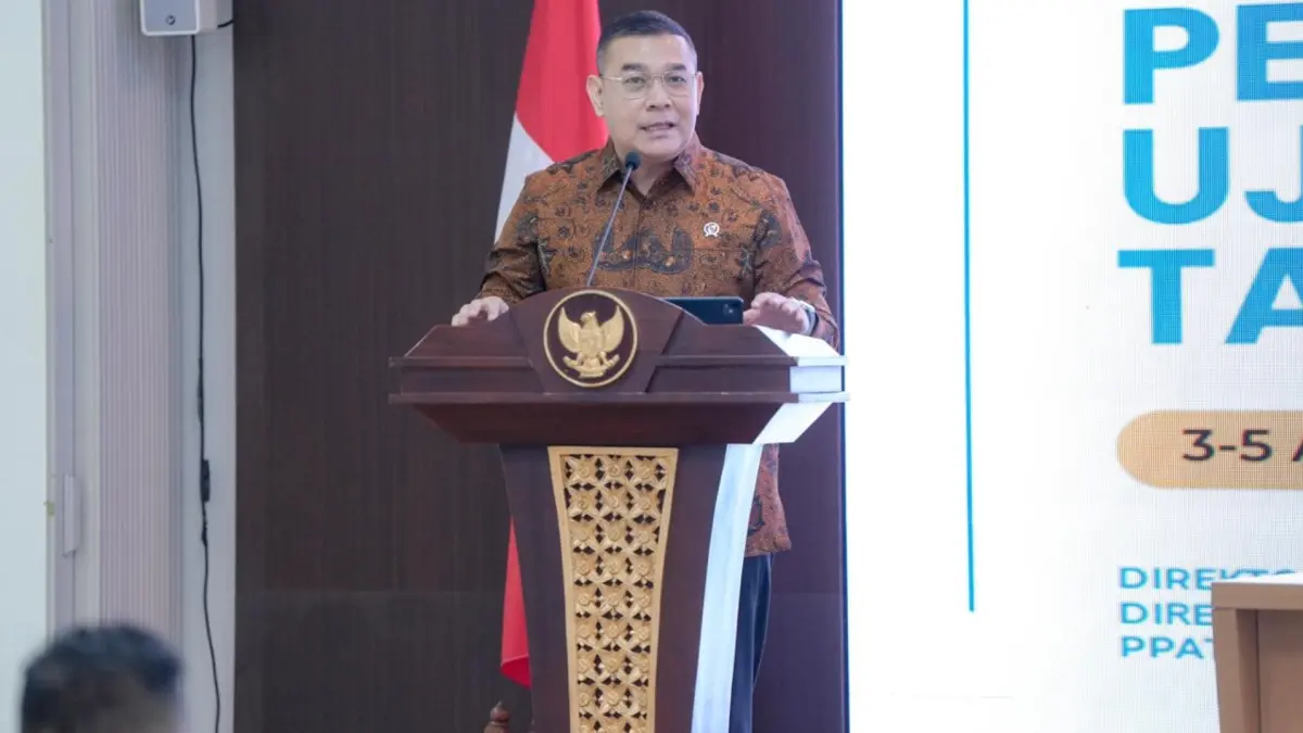 UJIAN PPAT 2026: Wamen ATR/Waka BPN, Ossy Dermawan, secara resmi membuka Ujian Pejabat Pembuat Akta Tanah (PPAT) Tahun 2026 yang diikuti oleh ribuan peserta di tiga lokasi berbeda untuk menjaring PPAT yang profesional dan berintegritas.
