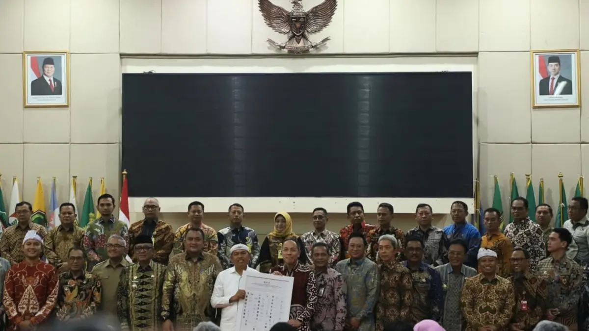 RAKOR PENCEGAHAN KORUPSI: Kementerian ATR/BPN bersama KPK dan Pemda se-Jawa Barat menyepakati penguatan kerja sama pencegahan korupsi serta tata kelola pertanahan dan tata ruang untuk mendorong perekonomian daerah di Kota Cimahi.