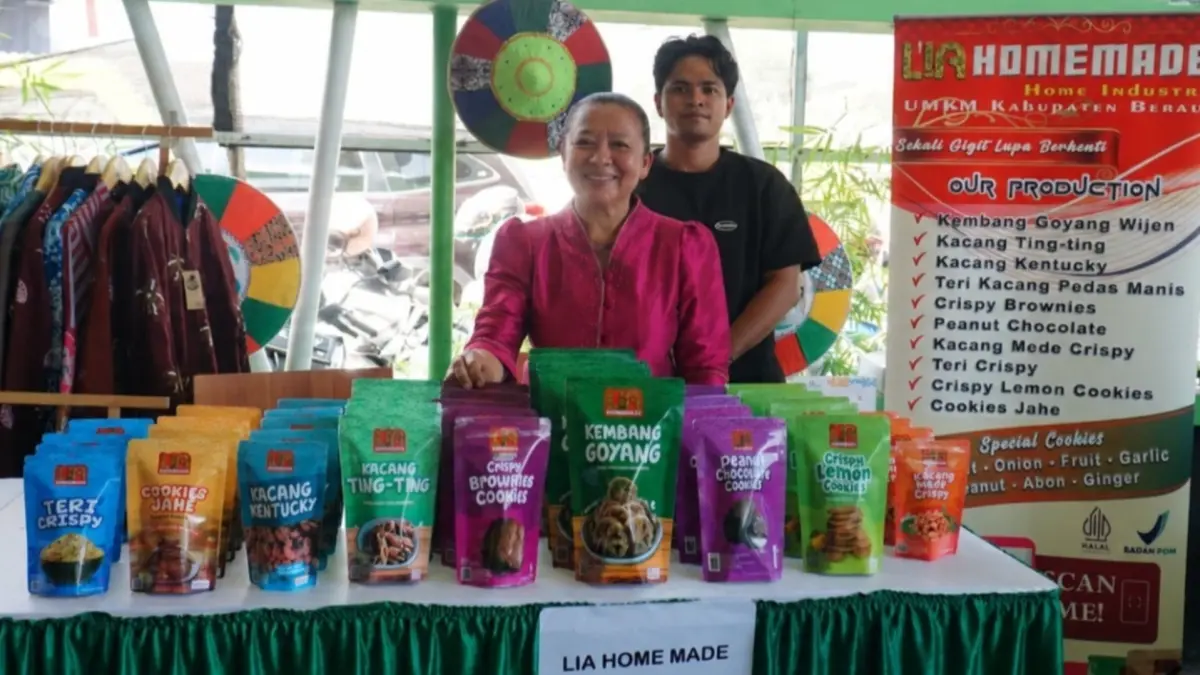 DAPAT PENDAMPINGAN: Produk Lia Homemade terus berkembang, terutama sejak mendapat pendampingan PT Berau Coal dalam memajukan produknya. (SENO/BP)