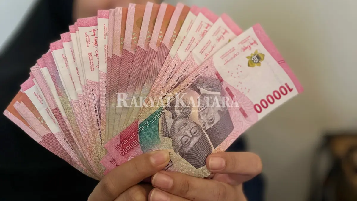 PEREDARAN UPAL: Perwakilan Bank Indonesia Provinsi Kaltara mengedepankan edukasi literasi keaslian uang Rupiah kepada masyarakat. (FAISAL/HRK)