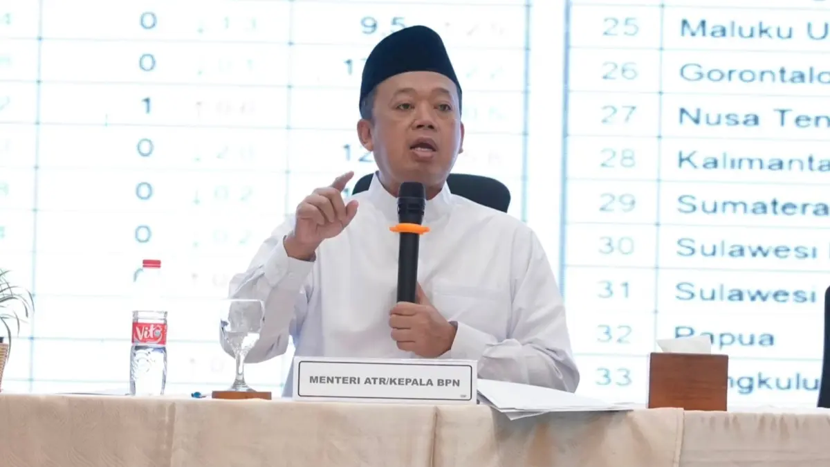 PENGARAHAN DI KUDUS: Menteri ATR/Kepala BPN, Nusron Wahid, mengajak BPKAD dan IPPAT se-Jawa Tengah memperkuat sinergi dalam mendukung transformasi layanan pertanahan, termasuk uji coba layanan Peralihan Hak maksimal 10 hari.