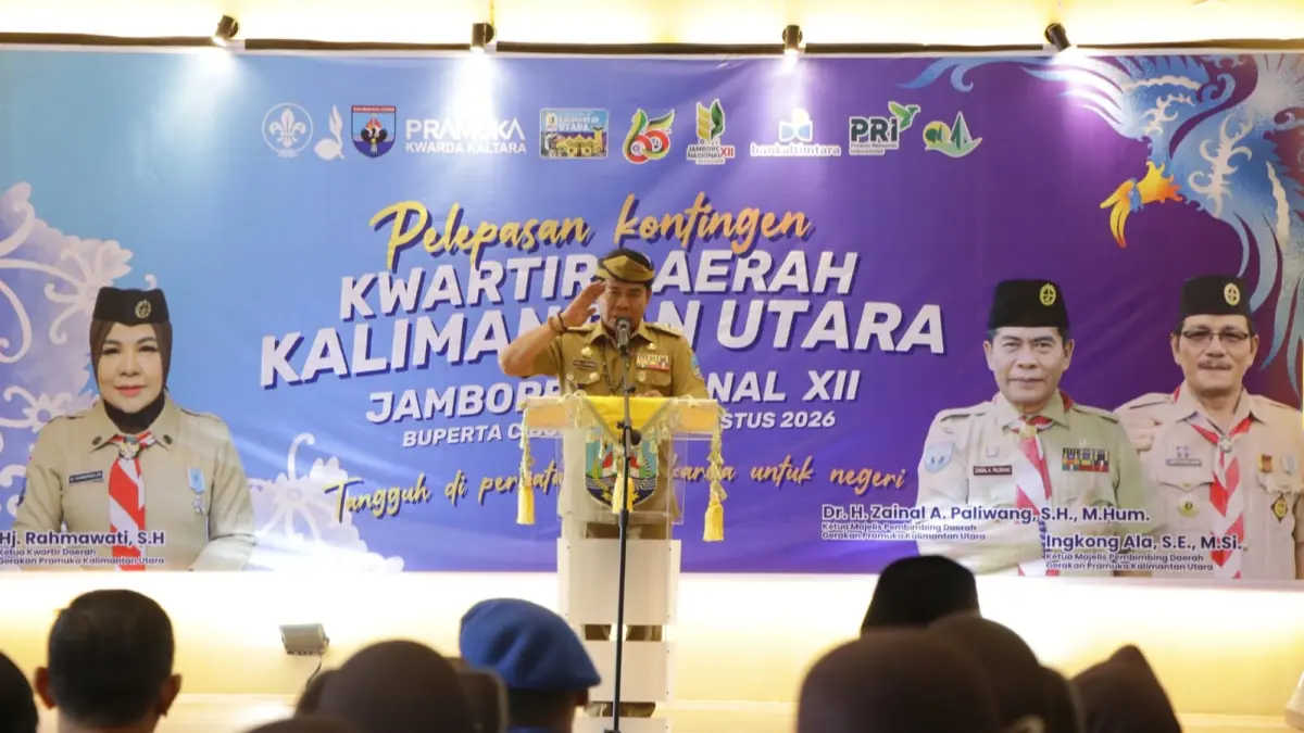 JAMBORE NASIONAL: Gubernur Kaltara, Zainal A. Paliwang, melepas Kontingen Kaltara pada Jambore Nasional XII Tahun 2026 yang dilaksanakan di Bumi Perkemahan dan Graha Wisata Pramuka Cibubur, Jakarta Timur. (DKISP KALTARA)