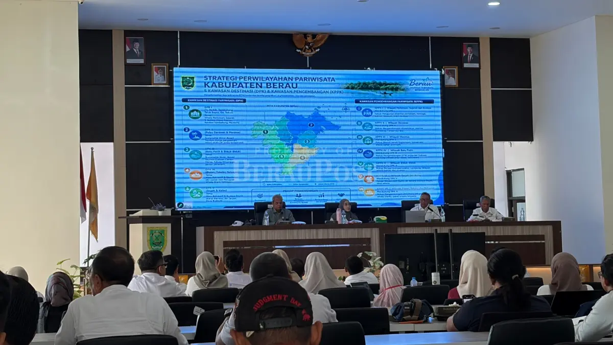 MATANGKAN REVISI: Pemkab Berau mematangkan revisi Ripparda sebagai pijakan pembangunan pariwisata berkelanjutan, dengan mengusung konsep sustainable water-based tourism. (IZZA/BP)