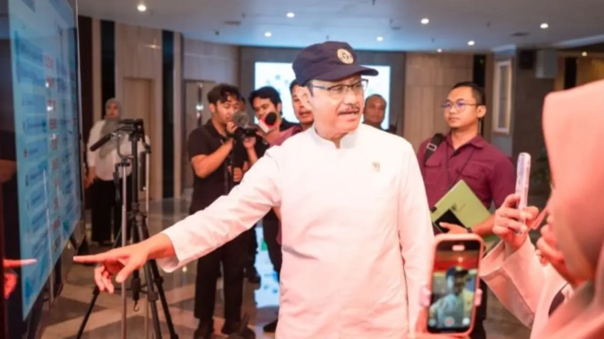 MULAI DISALURKAN: Menteri Sosial Saifullah Yusuf menjelaskan realisasi penyaluran bantuan sosial untuk program keluarga harapan dan bantuan pangan nontunai (BPNT) triwulan ketiga 2026. (ANTARA)
