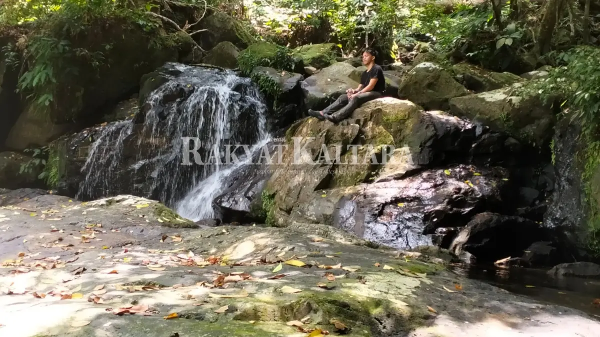 DESTINASI WISATA: Objek wisata Gunung Rian di KTT yang didatangi wisatawan lokal di Kaltara. (IPUNK/HRK)