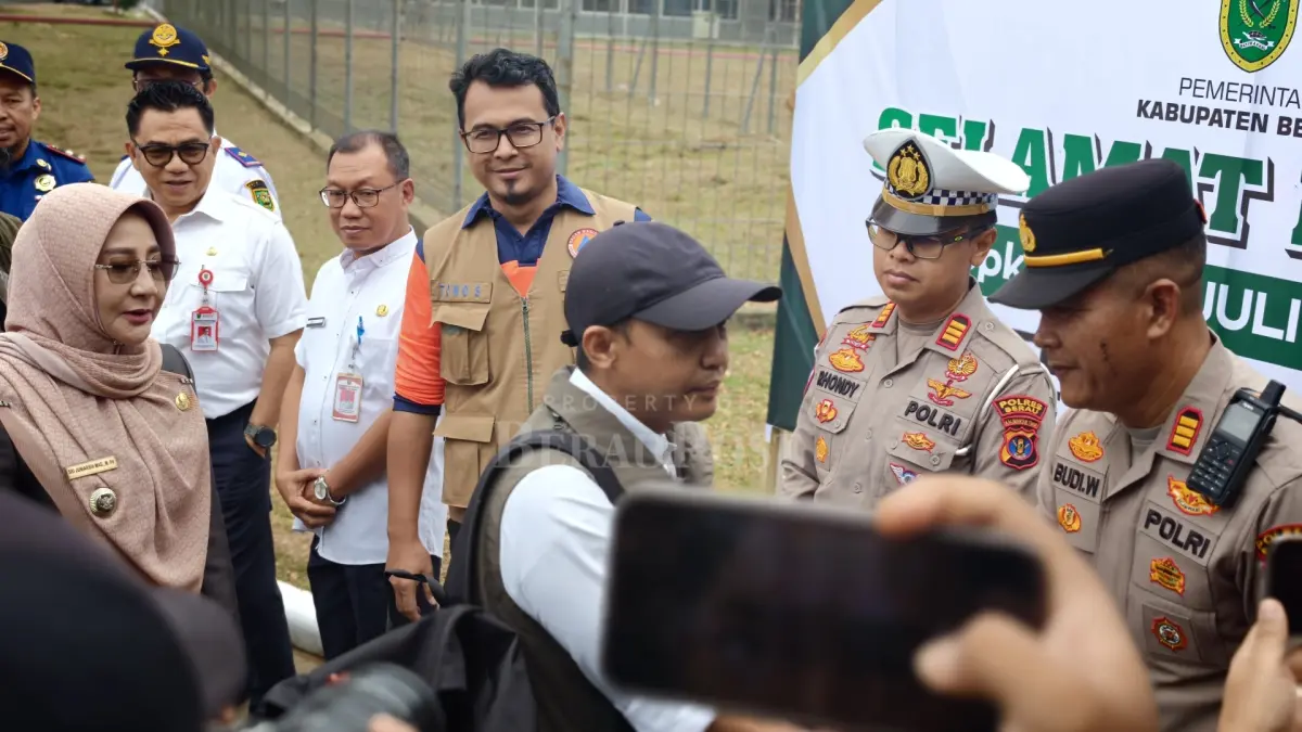 HARAP PENANGANAN DIPERPANJANG: Dalam kesempatan bertemu dengan Menhut Raja Juli Antoni, Bupati Berau Sri Juniarsih sampaikan kebutuhan penanganan Karhutla. (SENO/BP)