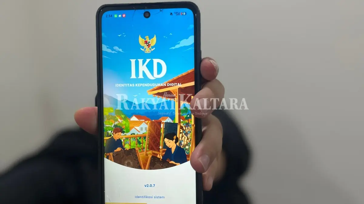 DIGITALISASI: Bagi pegawai yang belum melakukan aktivasi IKD diminta berkoordinasi dengan Disdukcapil Kaltara. (FAISAL/HRK)
