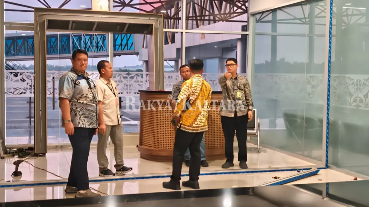 RUTE INTERNASIONAL: Bandara Juwata Tarakan mengecek sarana dan prasarana sebelum rute internasional dijalankan, Kamis (3/9). (SEPTIAN ASMADI/HRK)