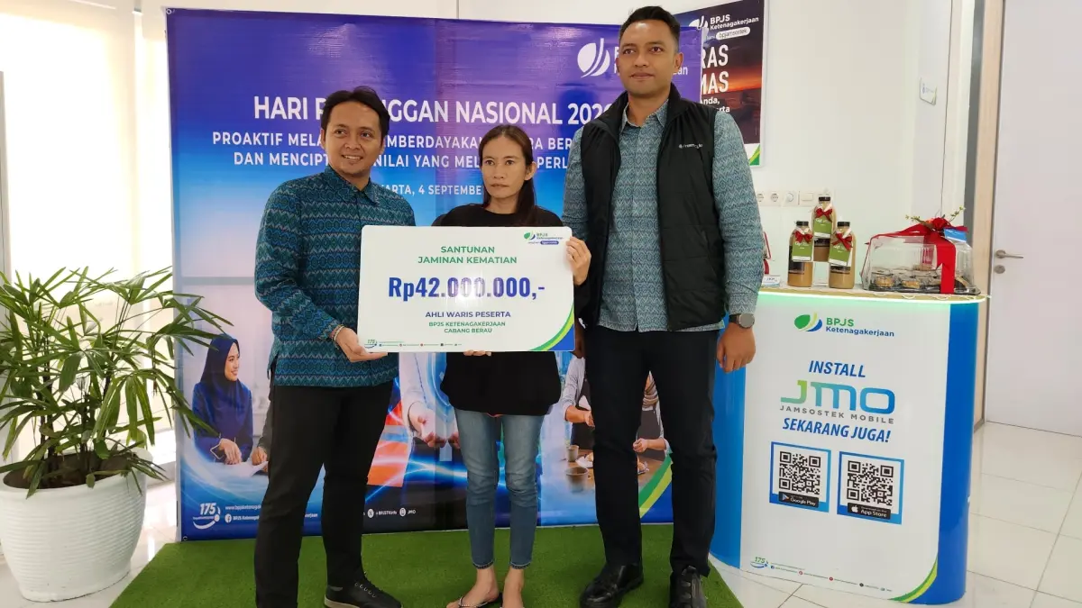 HARI PELANGGAN NASIONAL: BPJS Ketenagakerjaan Berau memperingati Hari Pelanggan Nasional 2026 dengan mengusung 3 pilar. Melayani, Melindungi, dan Memberdayakan.