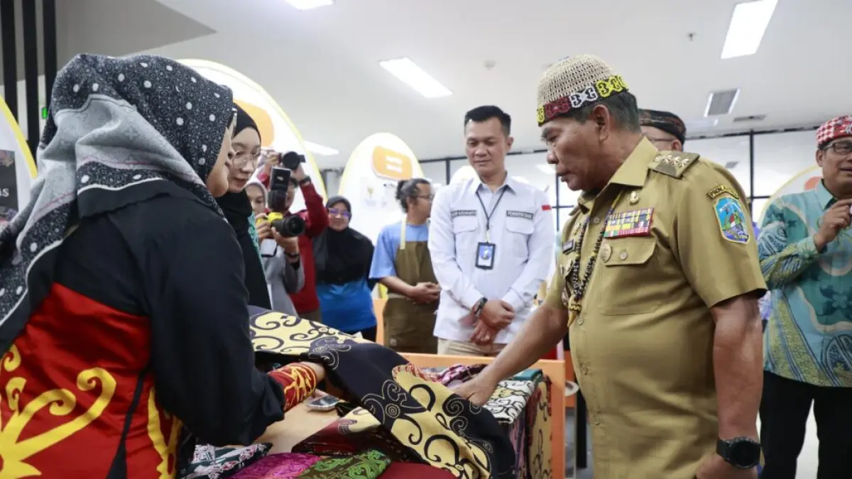 PELAKU UMKM: Gubernur Kaltara Zainal A. Paliwang menerbitkan Surat Edaran untuk mendorong penggunaan produk dan jasa lokal. (DKISP KALTARA)
