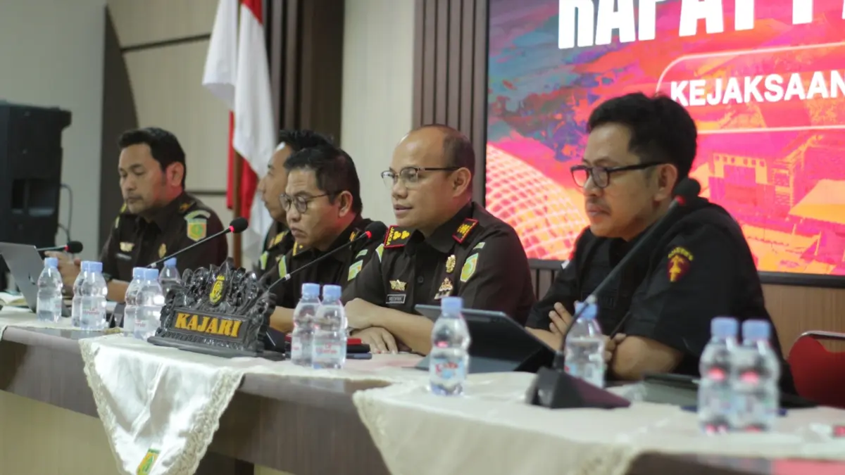TEGASKAN KOMITMEN: Kejari Berau menegaskan komitmennya dalam menangani perkara tindak pidana korupsi dan tindak pidana khusus secara profesional, objektif, serta berdasarkan alat bukti. (MARNI/BP)