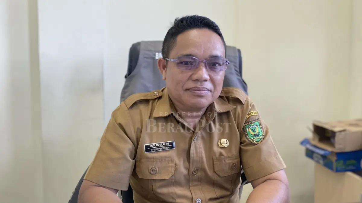 Kepala Bidang Bina Usaha dan Perdagangan Diskoperindag Berau, Hotlan Silalahi. (IZZA/BP)