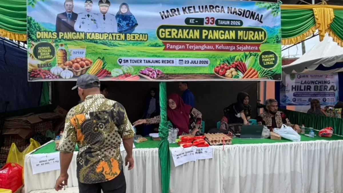 ILUSTRASI: Minyak goreng menjadi komoditas yang paling banyak dibeli masyarakat dalam pelaksanaan GPM di Berau. (IZZA/BP)
