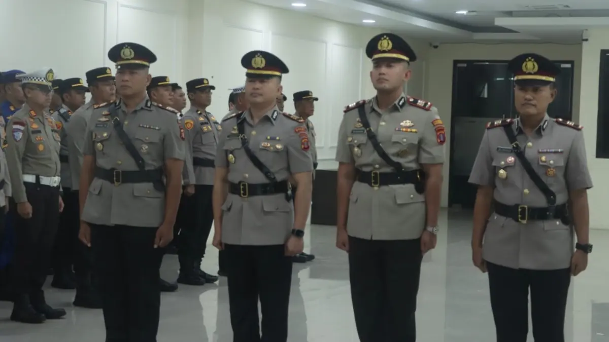 ROTASI: Polres Berau saat melakukan serah terima jabatan, kemarin. (HUMAS POLRES BERAU UNTUK BERAU POST)