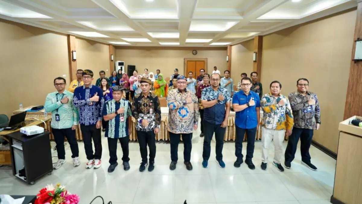 KOPERASI: Disperindagkop dan UKM menggelar Monev Program Koperasi Desa/Kelurahan Merah Putih Tahun Anggaran 2026. (DKISP KALTARA)