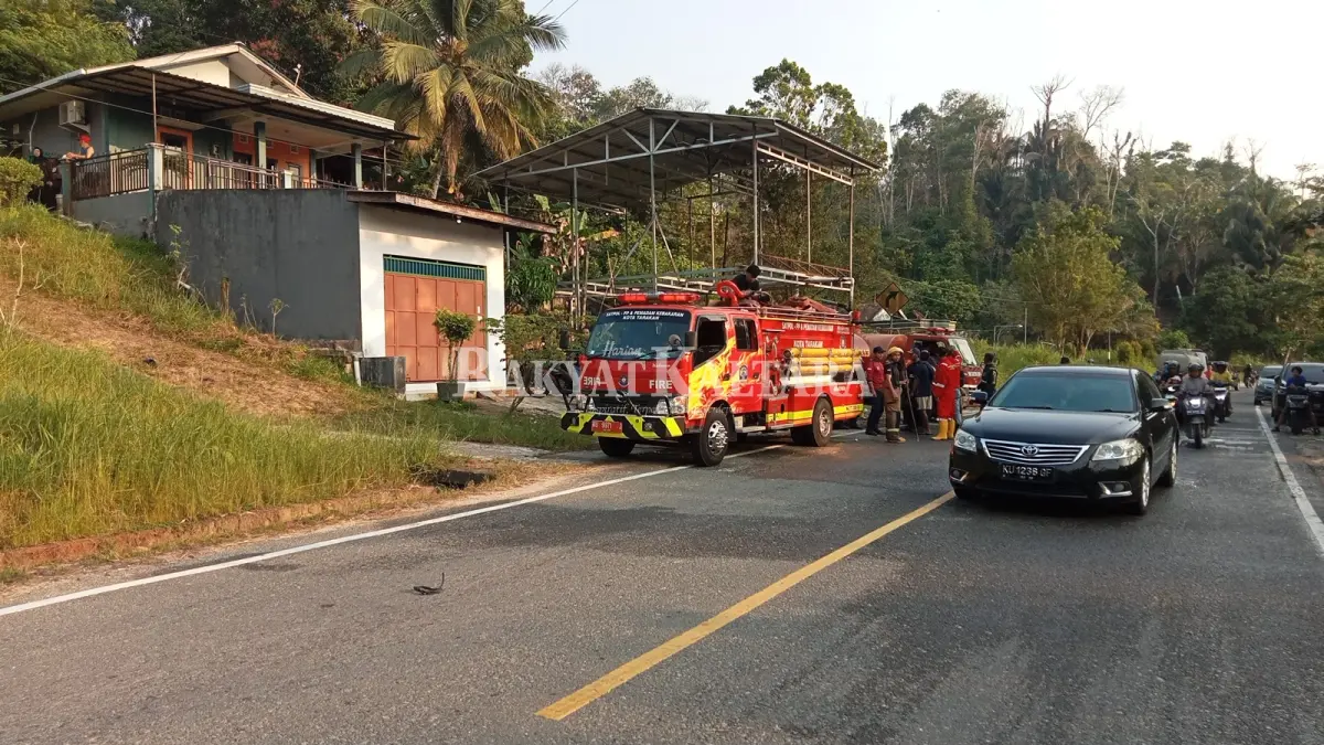 LAHAN DIBAKAR: Polisi selidik kebakaran lahan di dua lokasi berbeda. (HRK)