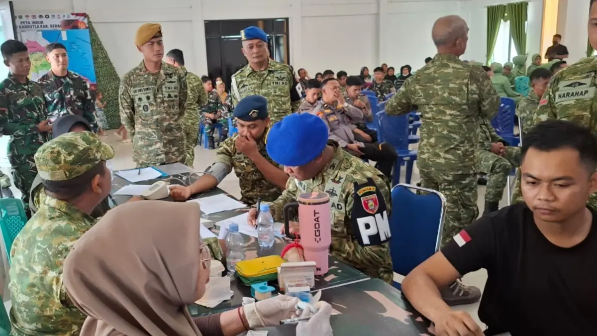 HUT: Kodim Berau menggelar bakti sosial dalam rangka hari jadi TNI ke-81. (ARTA KUSUMA YUNANDA/BP)