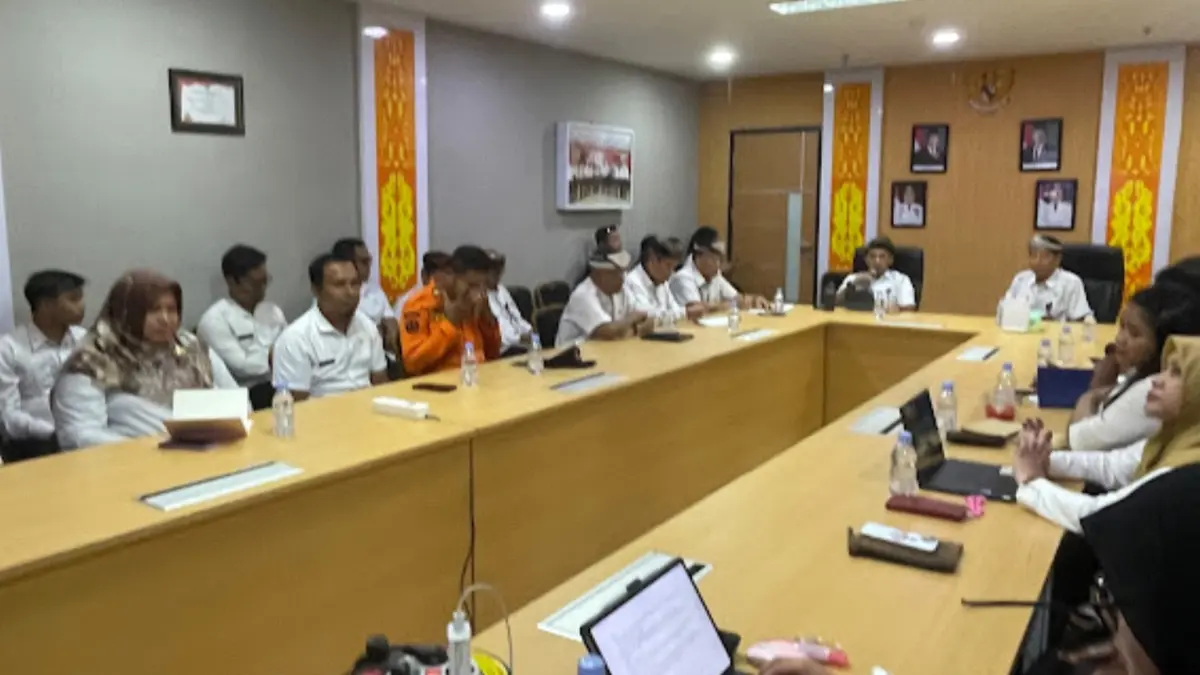 SAMBUT HUT: Rapat koordinasi yang dipimpin Sekprov Kaltara Denny Harianto untuk mematangkan persiapan HUT Kaltara ke-14. (DKISP KALTARA)
