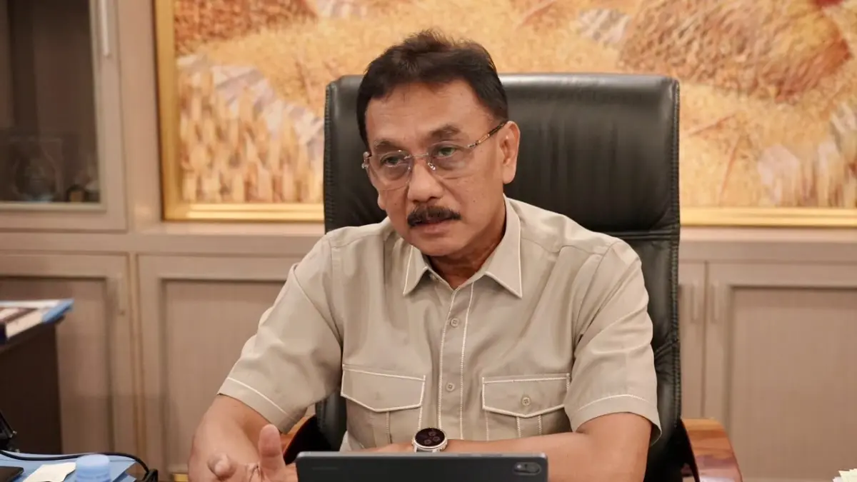 PENYUSUNAN RKA-K/L PAGU ANGGARAN 2027: Sekretaris Jenderal Kementerian ATR/BPN, Dalu Agung Darmawan, memberikan arahan dalam pembukaan kegiatan Penyusunan RKA-K/L Pagu Alokasi Anggaran Tahun 2027 yang digelar secara daring, menekankan pentingnya akuntabilitas dan kualitas output program pertanahan.