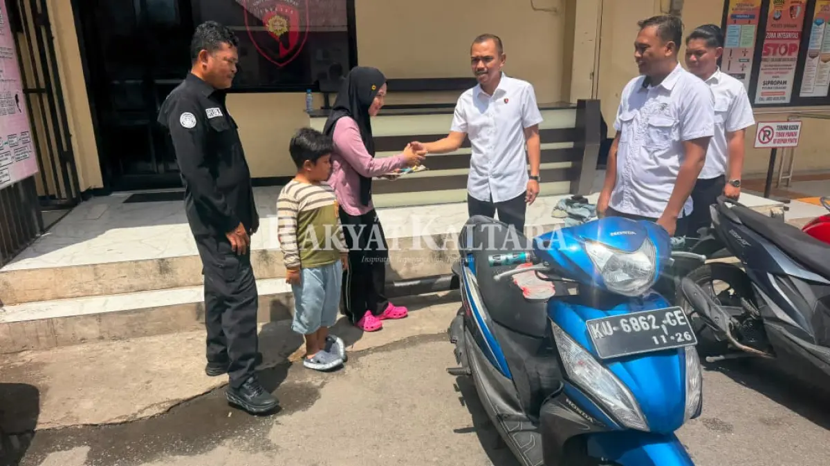 DIKEMBALIKAN: Sepeda motor korban kini sudah dikembalikan usai diduga dicuri, Rabu (30/9). (SEPTIAN ASMADI/HRK)
