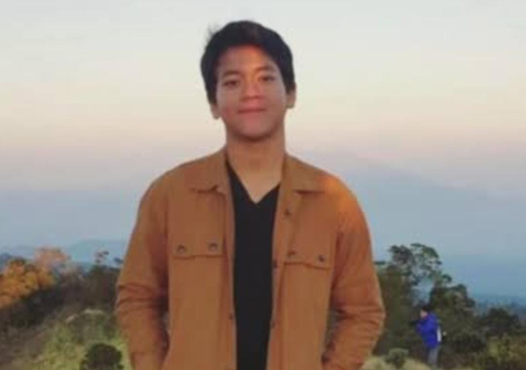 Adlillah Akmal Sadidan.