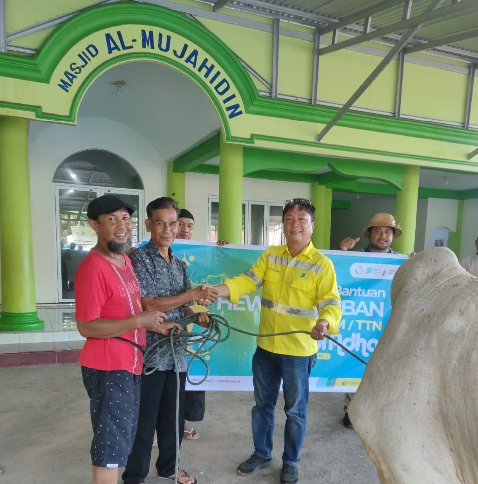 PT Meares Soputan Mining (MSM) dan PT Tambang Tondano Nusajaya (TTN) mendistribusikan 17 ekor sapi kurban untuk masyarakat Kabupaten Minahasa Utara (Minut) dan Kota Bitung pada momen Idul Adha 1444 Hi