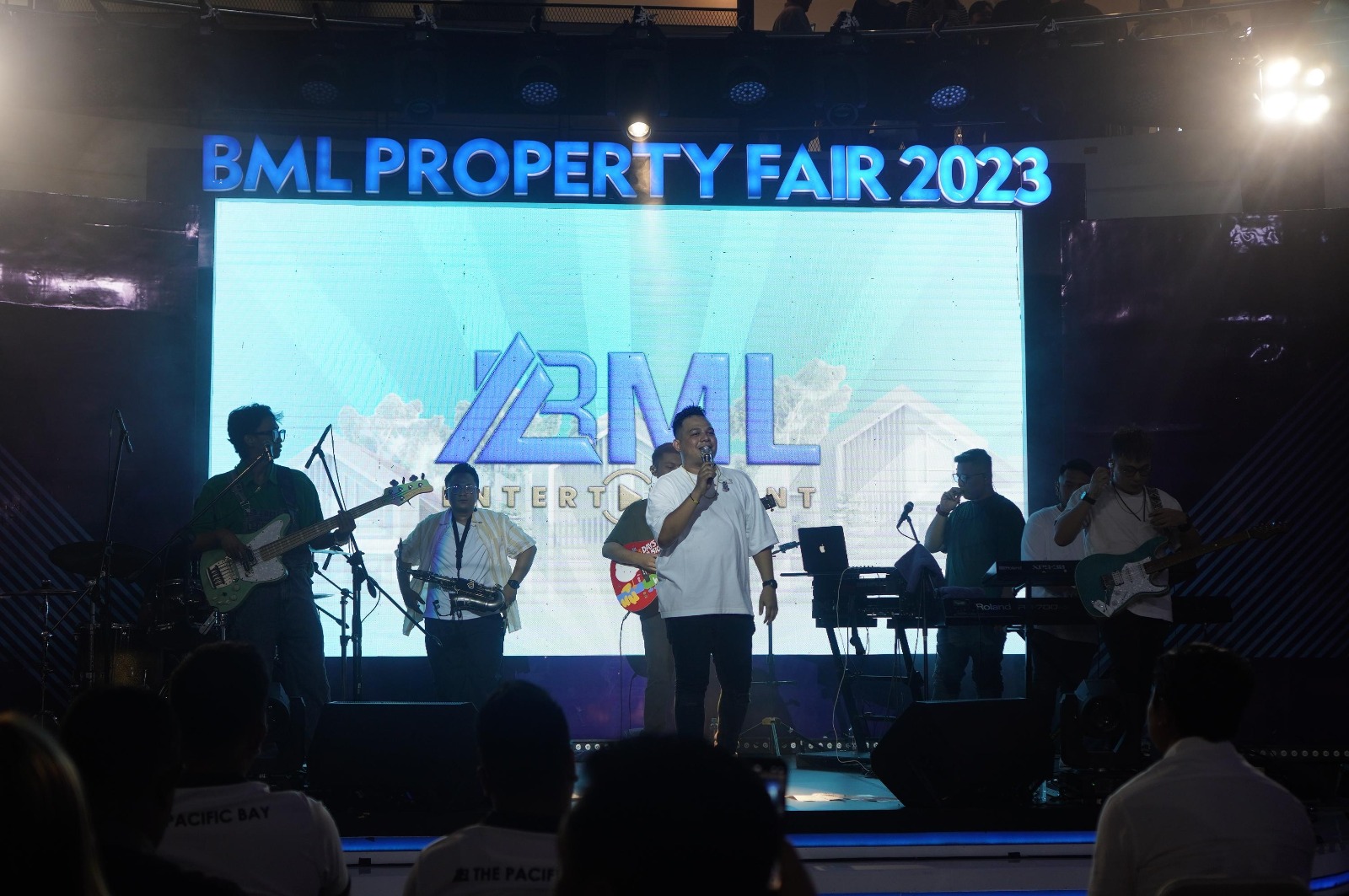 BML Entertainment, anak perusahaan PT BML yang bertindak sebagai promotor dan penggagas BML Property Fair 2023, berhasil menciptakan sebuah karya hiburan yang menggetarkan hati masyarakat Manado.