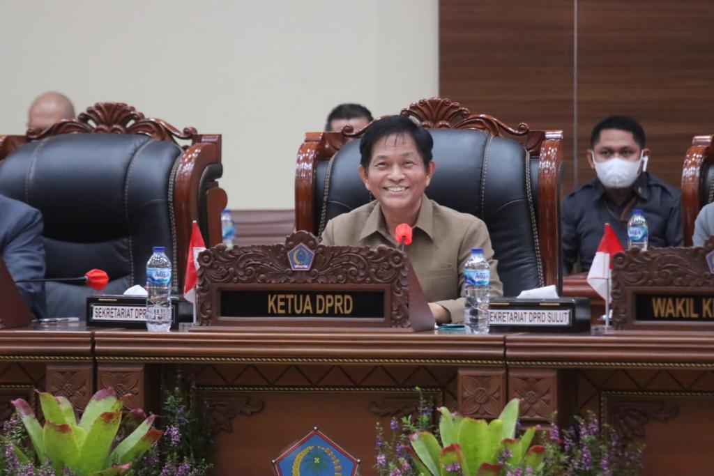 dr Fransiscus Andi Silangen SpB KBD