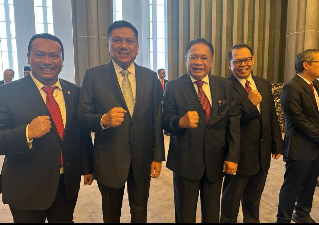Gubernur Olly Dondokambey Senin tadi menghadiri pengucapan sumpah jabatan anggota BPK-RI