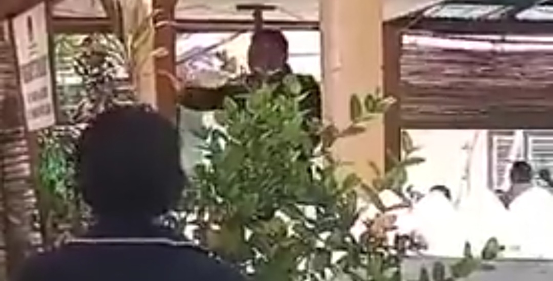 Adrey Laikun dalam reses di Bunaken Kepulauan, Kota Manado, Sulawesi Utara.
